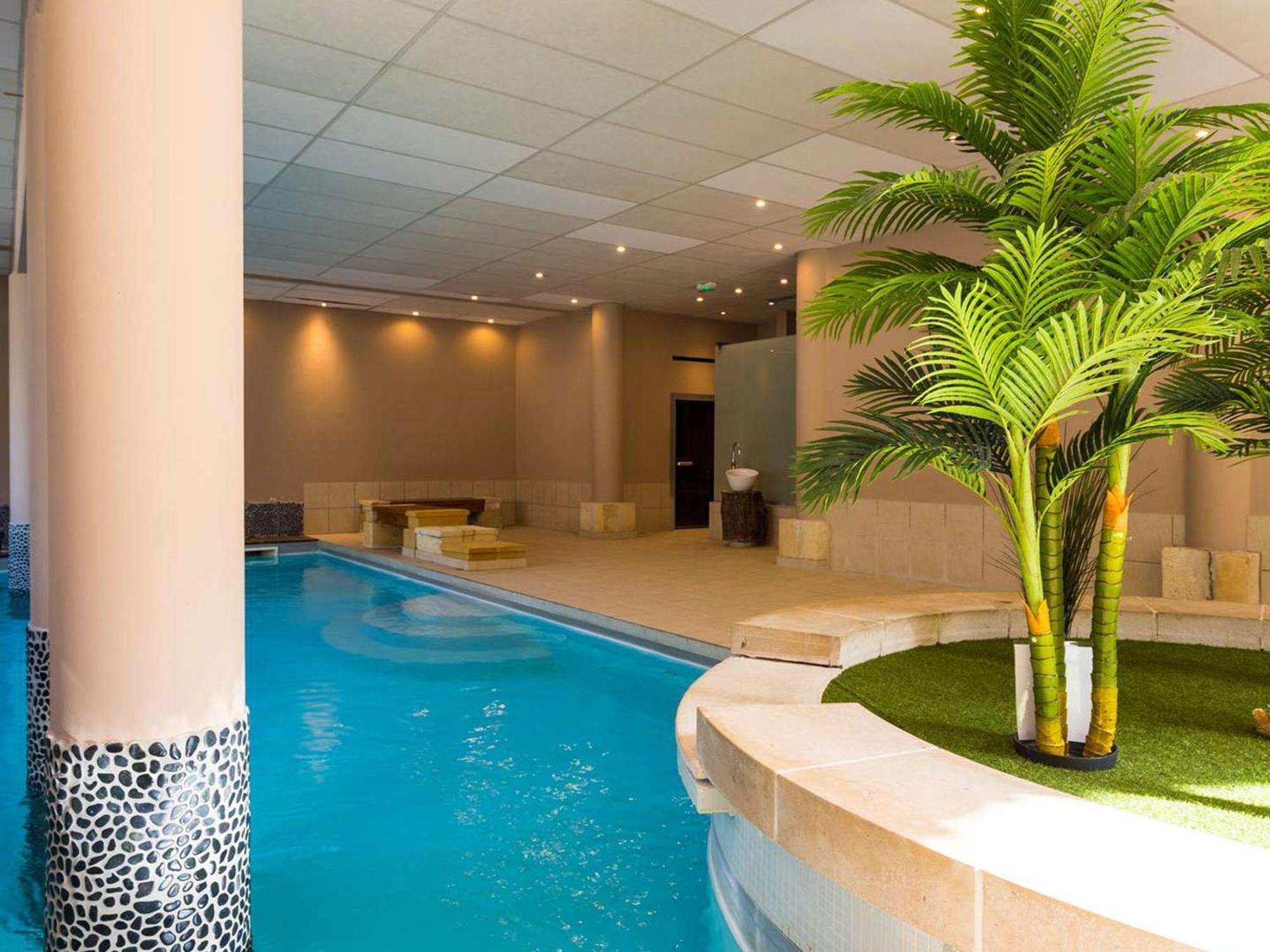 Appartement 10 Pers Avec Piscine, Sauna Et Parking En Centre-Ville De Saint-Lary-Soulan - Fr-1-296-394 Kültér fotó
