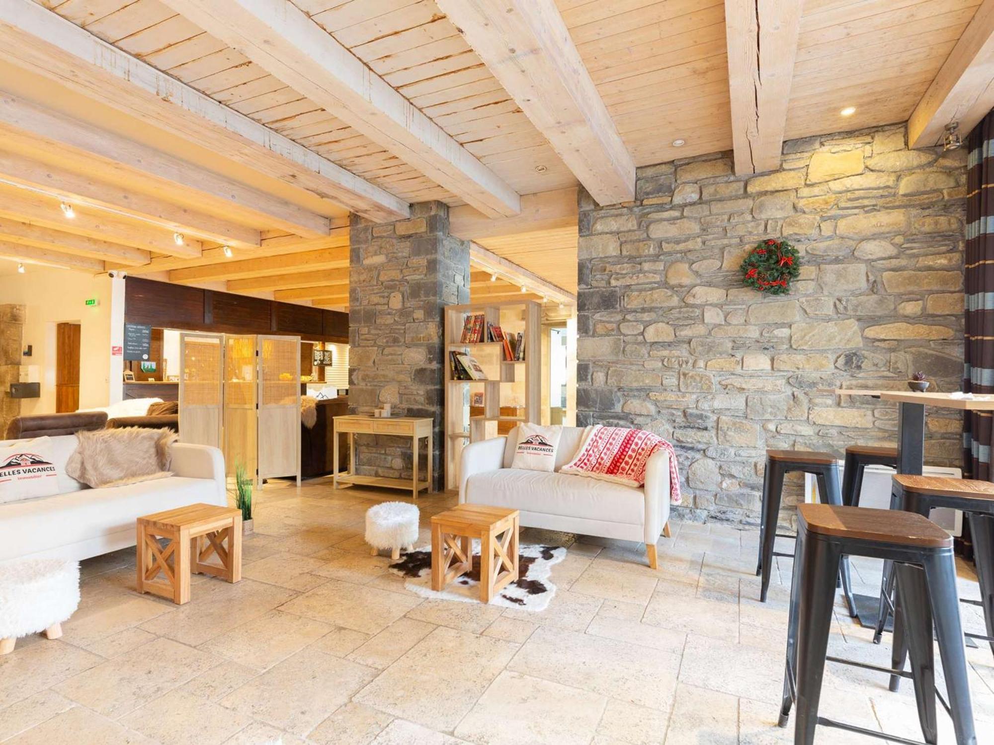 Appartement 10 Pers Avec Piscine, Sauna Et Parking En Centre-Ville De Saint-Lary-Soulan - Fr-1-296-394 Kültér fotó